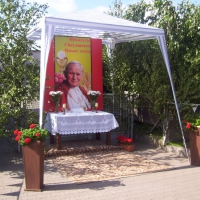 image002