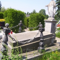 100_8713-800x602